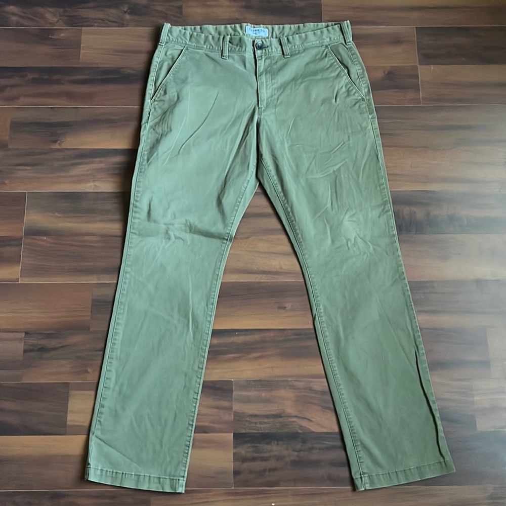 Express Men’s Slim Fit Pants Size 34/32